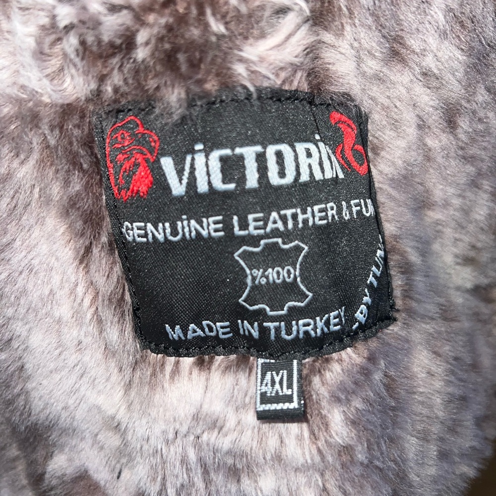 Authentic Men’s Victoria Jacket - Picture 5 of 5